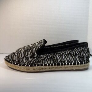Universal Threads Carly Woven Espadrilles Flats in Black White Size 7.5 NWT